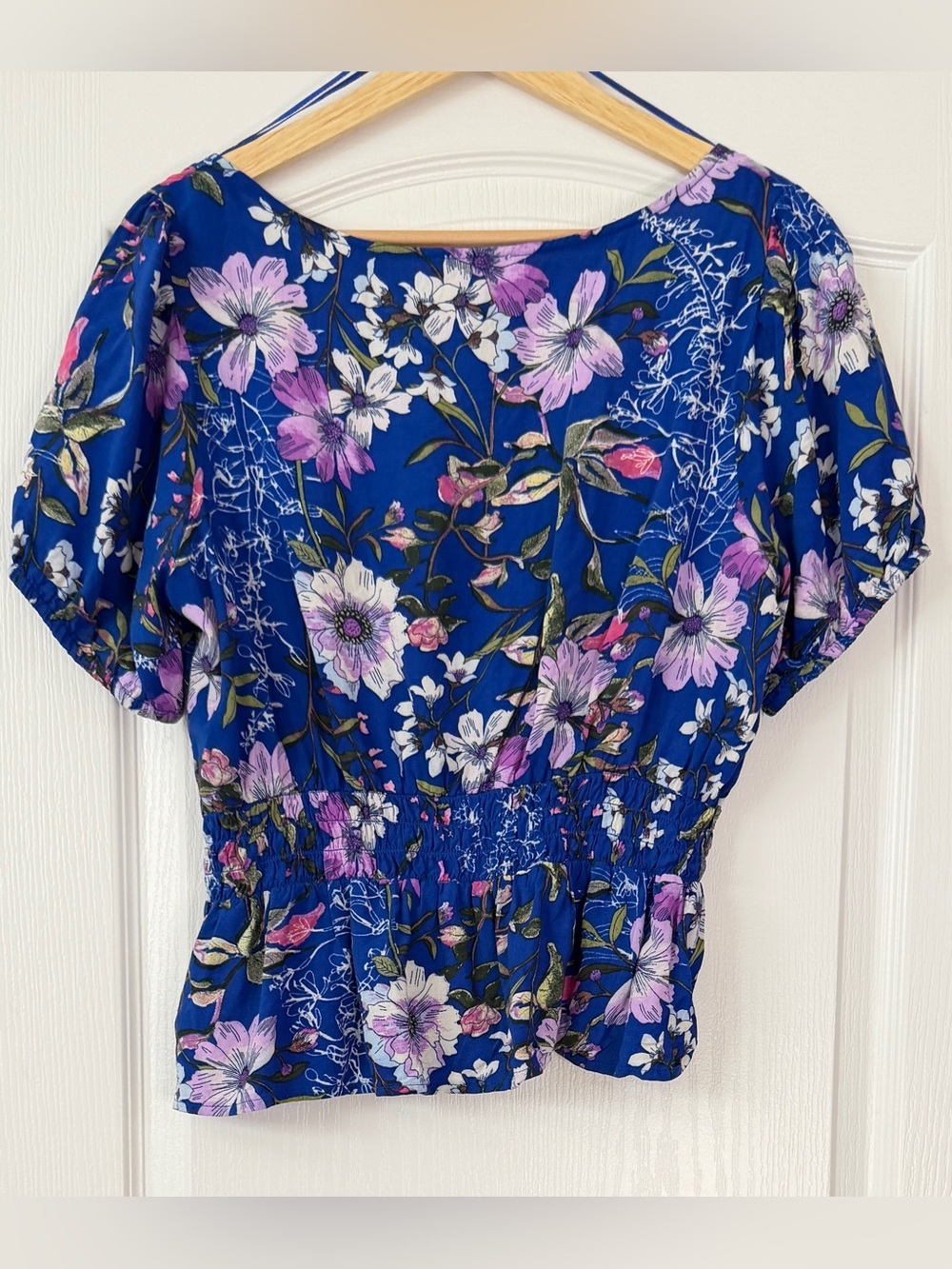 Sofia by Sofia Vergara Blue Floral Peasant Blouse Size Large - Picture 4 of 4